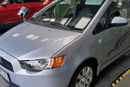 Mitsubishi Colt 41.565 km 5.900 &euro; Steuden 06179