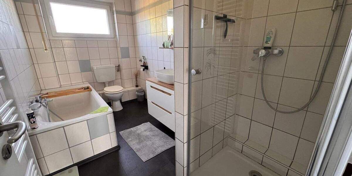 Etagenwohnung Erkelenz Schwanenberg - 4 Zimmer, 94 m&sup2;, 174.000&euro; | Angebot:23964135