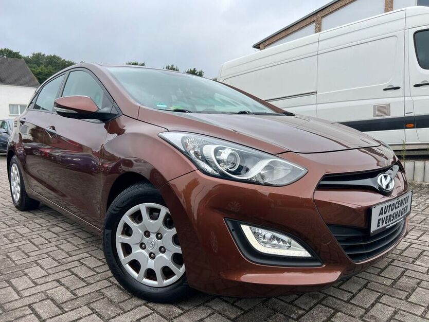 i30