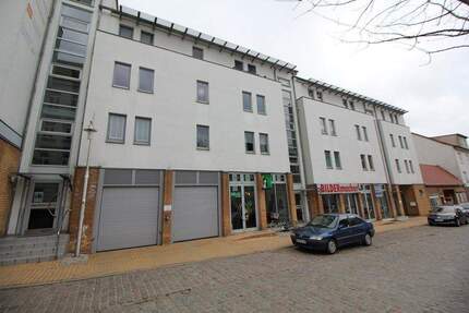 Gewerbeobjekt Schwerin Schelfstadt - 1 Zimmer, 73 m&sup2;, 600&euro; | Angebot:25779377