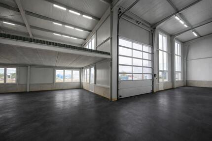 Gewerbehalle Werkstatt Lagerhalle zimmer