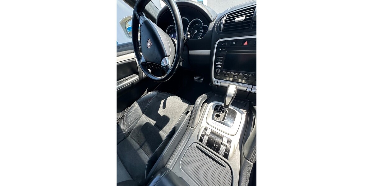 Porsche Cayenne 162.479 km 14.900 &euro; Leipzig 04109