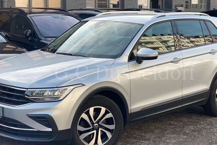 VW Tiguan 201.022 km 18.900 &euro; Düsseldorf 40233