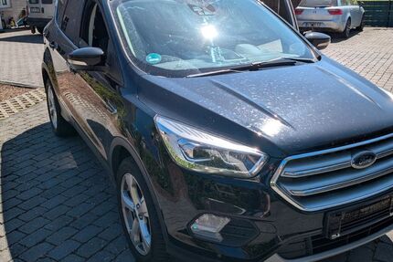 Ford Kuga 73.700 km 20.900 &euro; Lemförde 49448