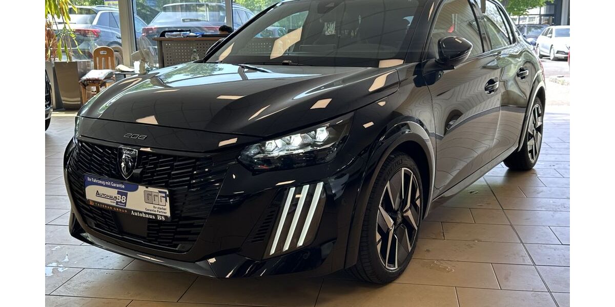 Peugeot 208 13.398 km 21.870 &euro; Hennef 53773