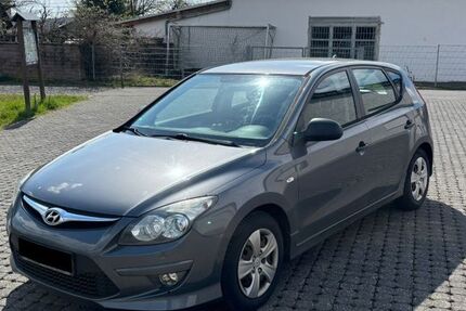 Hyundai i30 166.000 km 3.290 &euro; Meinborn 56584