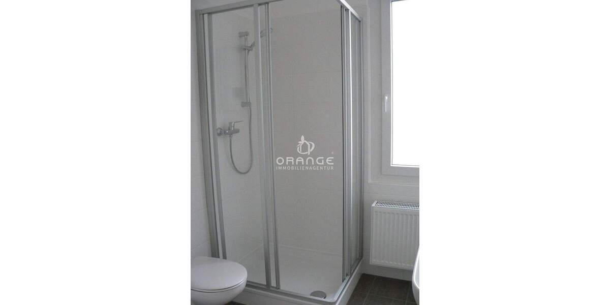 ***TOP: Erstbezug nach Sanierung :sonnige 4,5 -ZKB auf 93 QM WFL, Stadtmitte, im Hinterhaus nahe HBF 4 zimmer