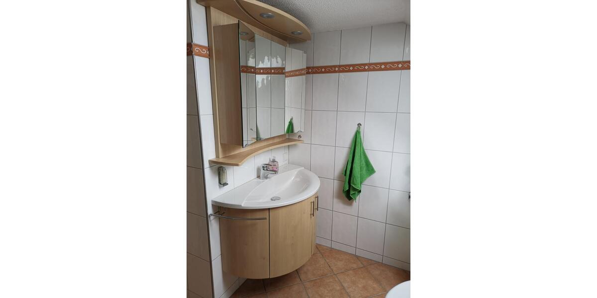 Etagenwohnung Kaufungen - 3 Zimmer, 86 m&sup2;, 1.032&euro; | Angebot:25323826