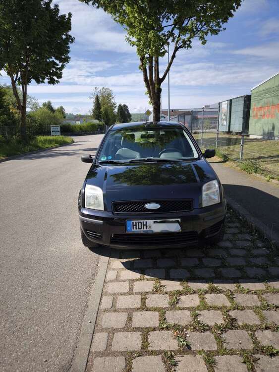 Ford Fusion 179.000 km 1.999 € Heidenheim 89522