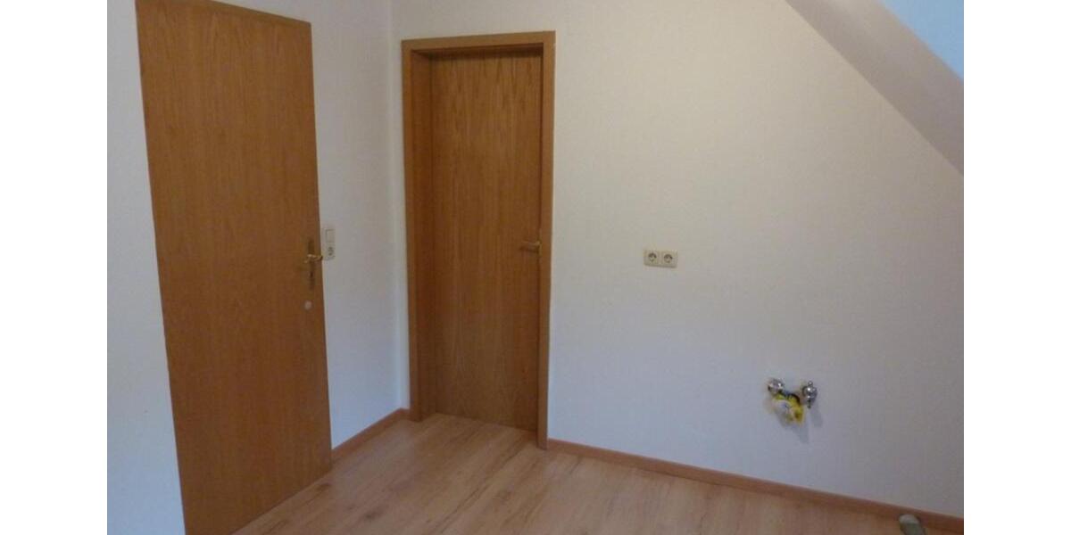 Dachgeschoßwohnung Gemünden am Main - 3 Zimmer, 70 m&sup2;, 445&euro; | Angebot:25351673