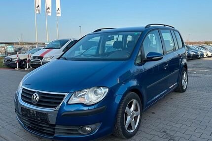 VW Touran 230.000 km 3.998 &euro; Dietzenbach 63128