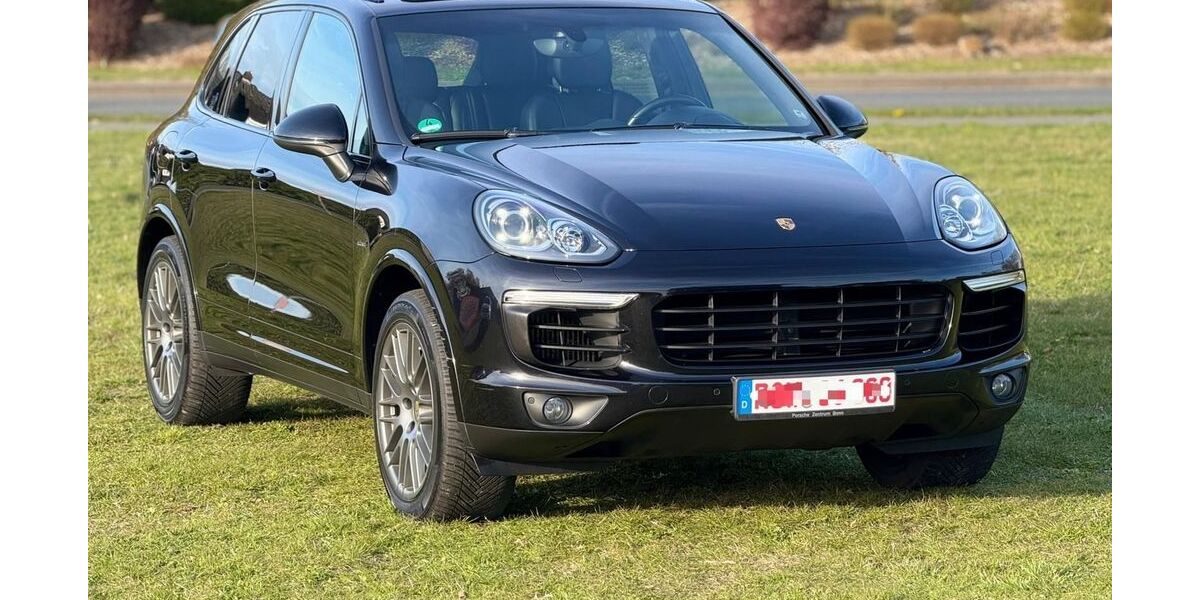 Porsche Cayenne 299.000 km 23.700 &euro; Rotenburg Wümme 27356