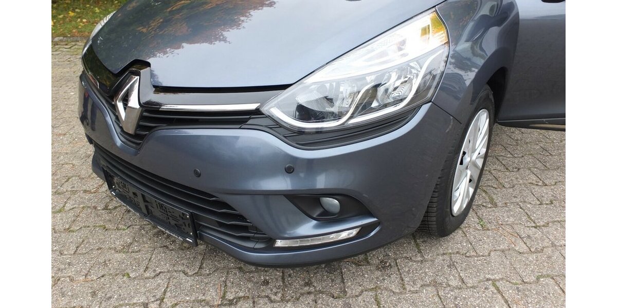 Renault Clio EXPRESSION NAVI PARCTRONIC START-STOP 118.021 km 7.680 &euro; Köln 50858