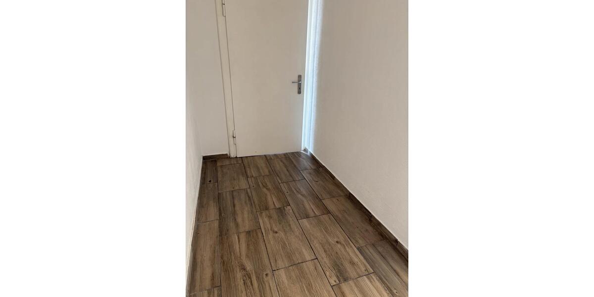 Erdgeschoßwohnung Geisenfeld - 4 Zimmer, 100 m&sup2;, 1.100&euro; | Angebot:25935693