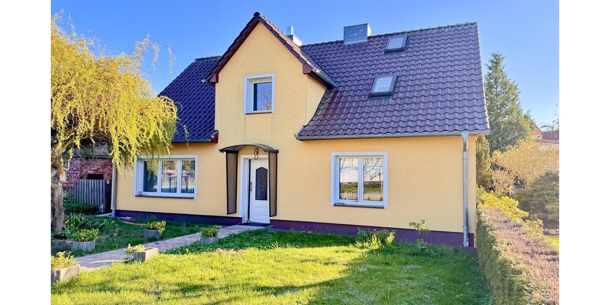 HORN IMMOBILIEN++Einfamilienhaus in Pasewalk mit Einbauküche, Kamin und viel Platz für Ihre Familie! - Einfamilienhaus Pasewalk | Angebot:26704794