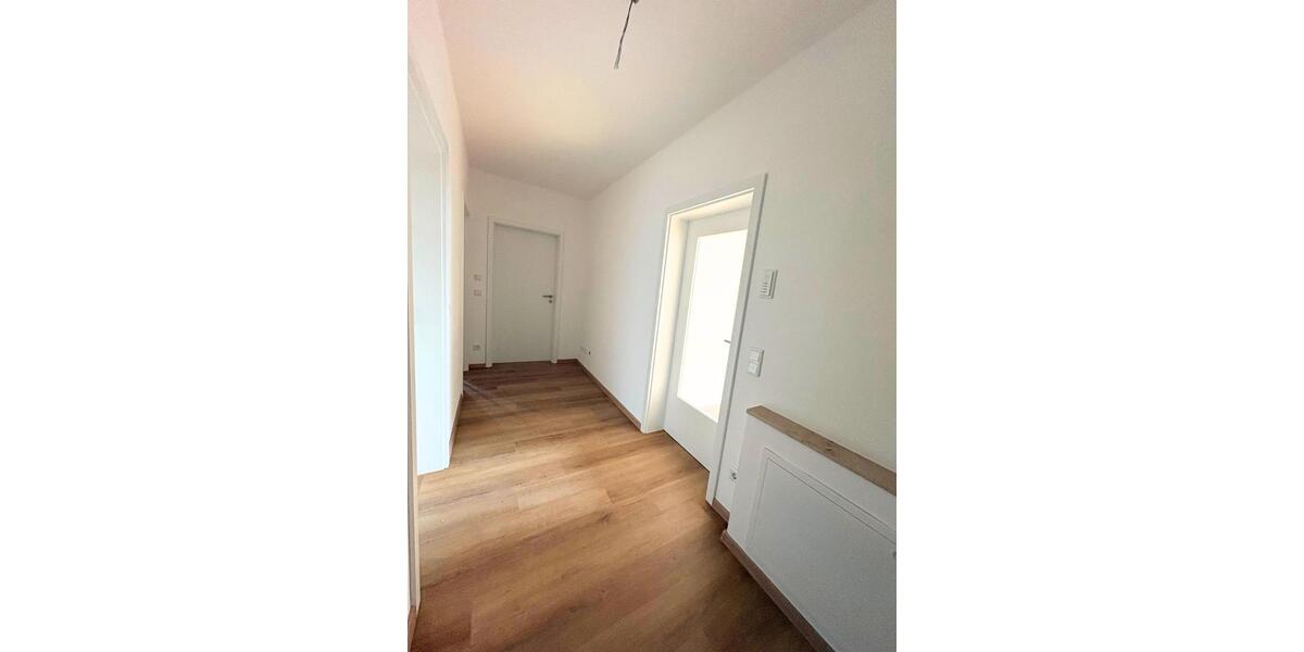 Dachgeschoßwohnung Großmehring - 3 Zimmer, 78 m&sup2;, 379.000&euro; | Angebot:26834921
