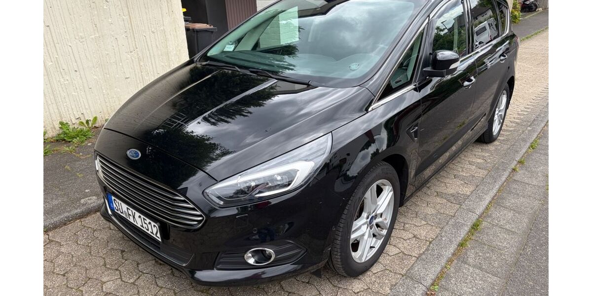 Ford S-Max 181.000 km 18.300 &euro; Wachtberg 53343