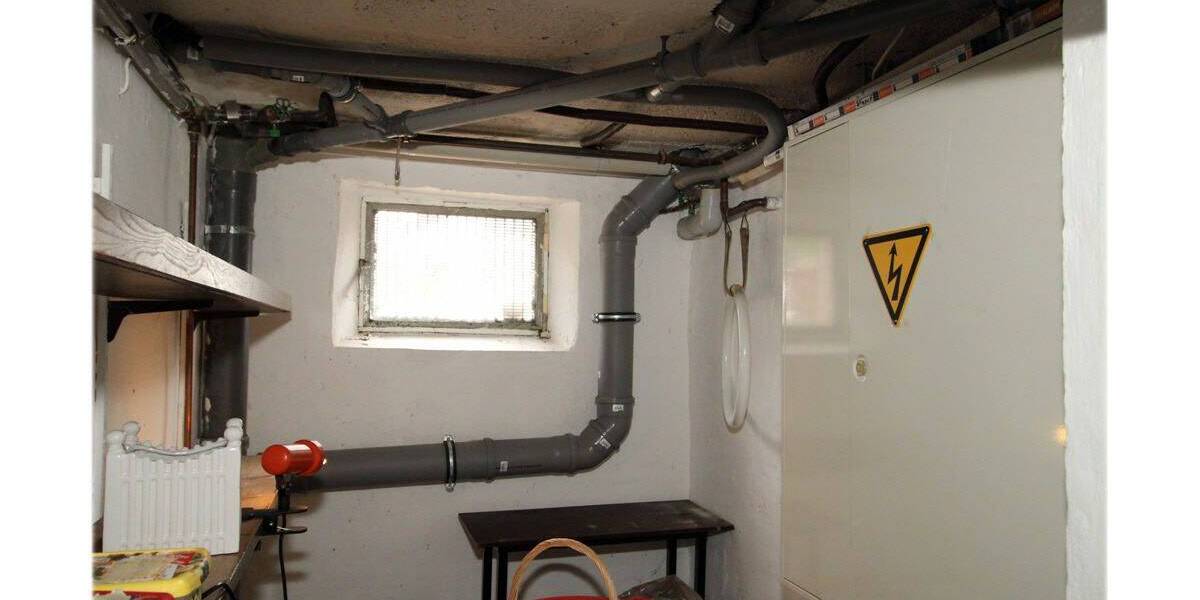 Reihenmittelhaus Korbach - 8 Zimmer, 103 m&sup2;, 164.000&euro; | Angebot:26844089
