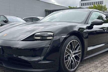 Porsche Taycan 111.532 km 49.950 &euro; Hamburg 22047