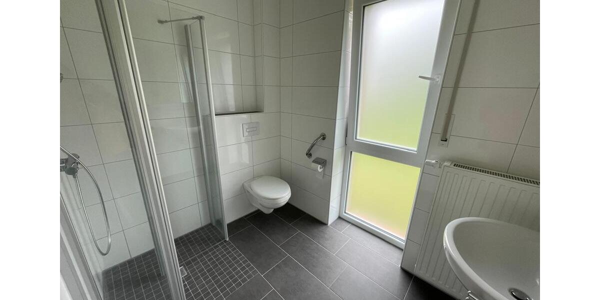 Erdgeschoßwohnung Moormerland - 3 Zimmer, 70 m&sup2;, 695&euro; | Angebot:26354104