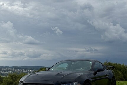 Ford Mustang 73.000 km 33.000 € Perl 66706