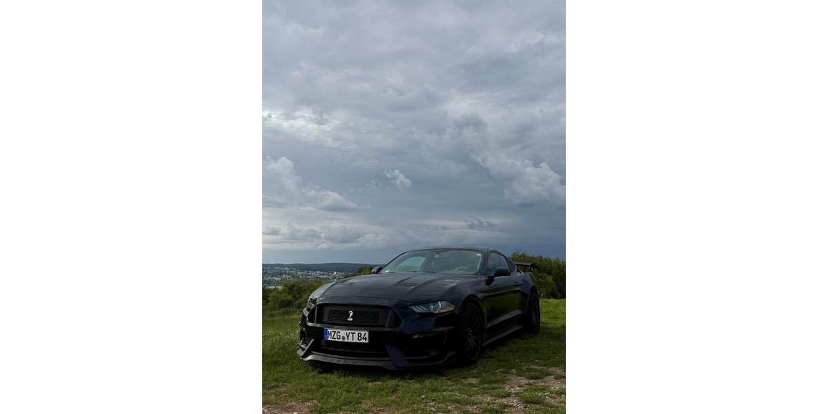 Ford Mustang 73.000 km 33.000 &euro; Perl 66706
