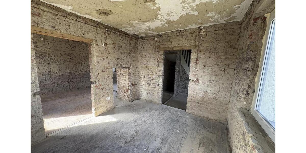 Einfamilienhaus Hohenstein-Ernstthal Ernstthal - 8 Zimmer, 120 m&sup2;, 210.000&euro; | Angebot:27542206