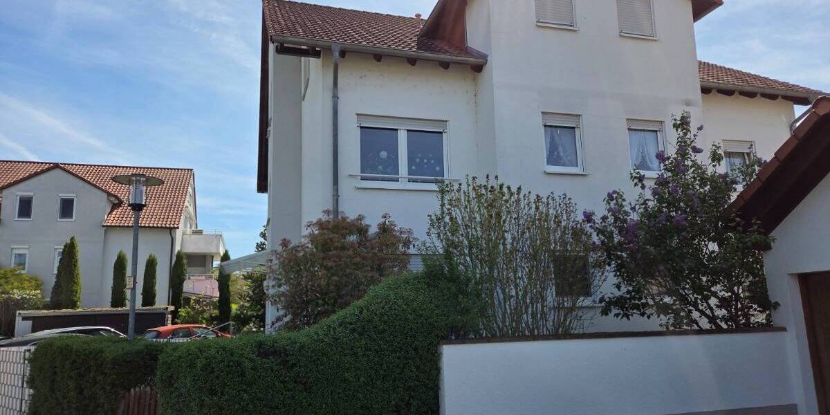 Etagenwohnung Ilvesheim - 5 Zimmer, 120 m&sup2;, 1.400&euro; | Angebot:26410146