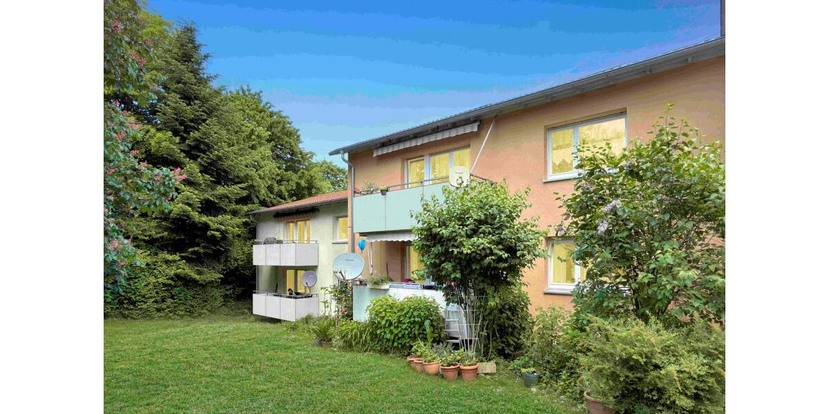 Provisionsfrei* 3,79% Rendite + Indexmiete: Vermietete 4-Zi.-Wohnung mit Kamin-Option & Garten! - Erdgeschoßwohnung Ravensburg Eschach | Angebot:26888566