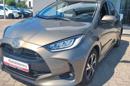 Toyota Yaris 7.250 km 19.999 &euro; Königsbrunn / Augsburg 86343