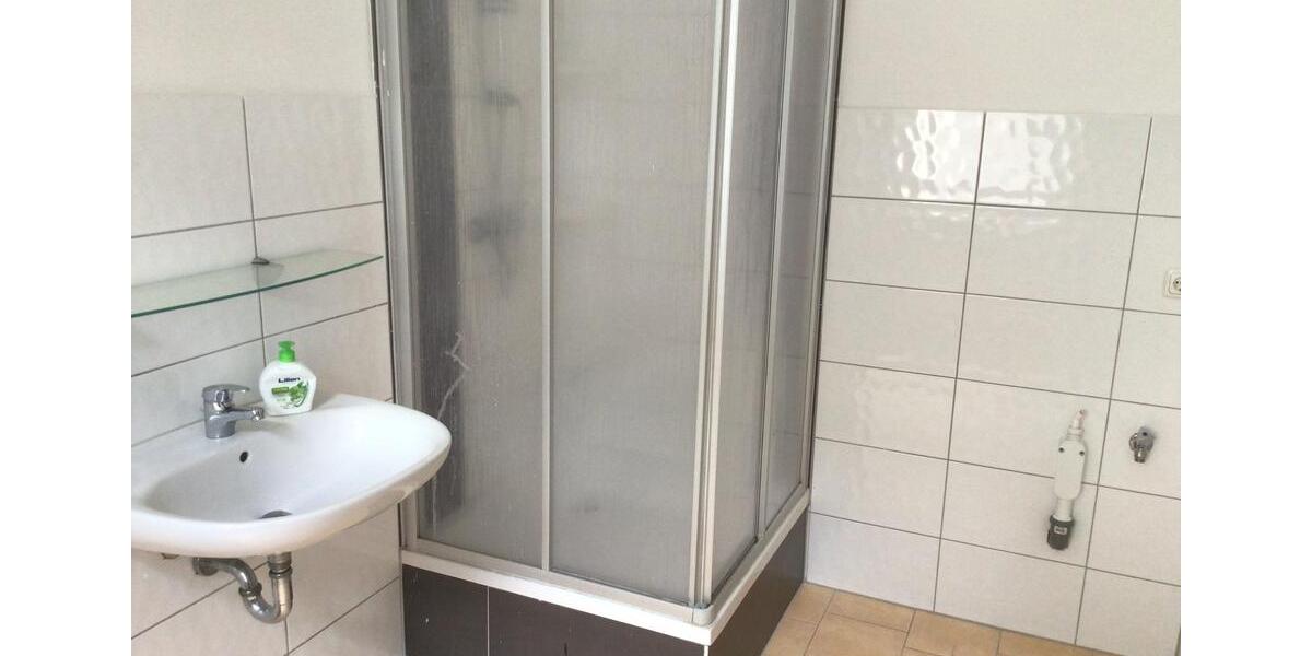 Etagenwohnung Aue-Bad Schlema Bad Schlema - 3 Zimmer, 101 m&sup2;, 400&euro; | Angebot:26089881