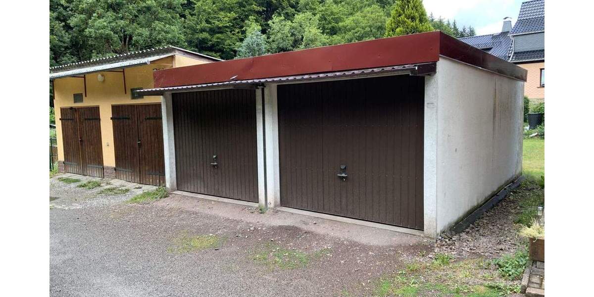 Etagenwohnung Schleusingen Schleusingerneundorf - 2 Zimmer, 70 m&sup2;, 65.000&euro; | Angebot:25770588