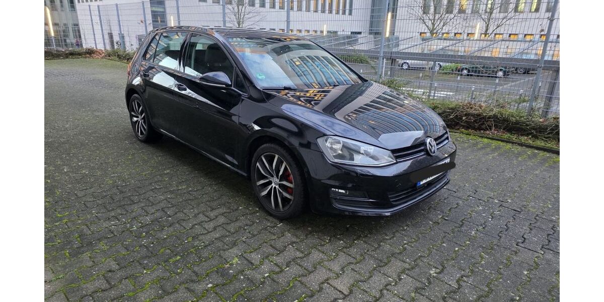 VW Golf 129.472 km 9.000 &euro; Frankfurt am Main 65933