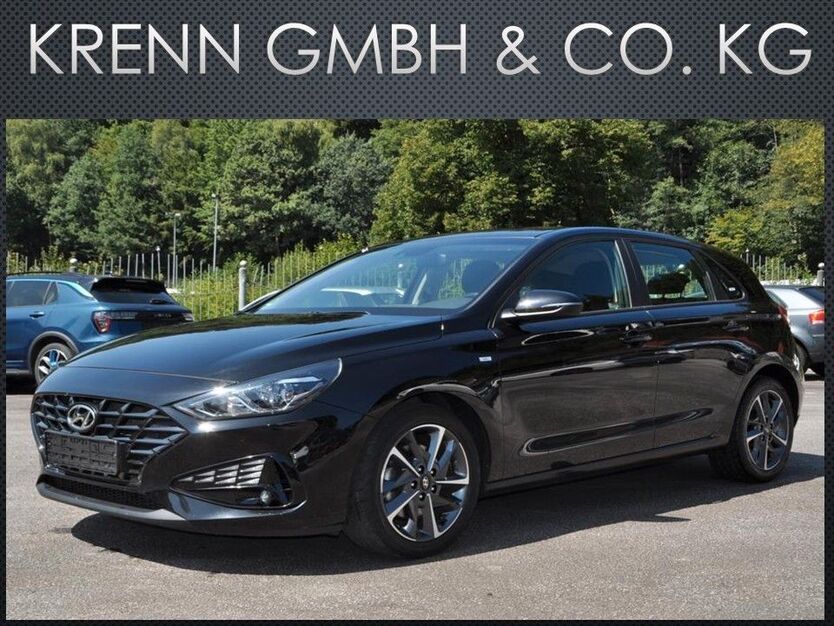 i30
