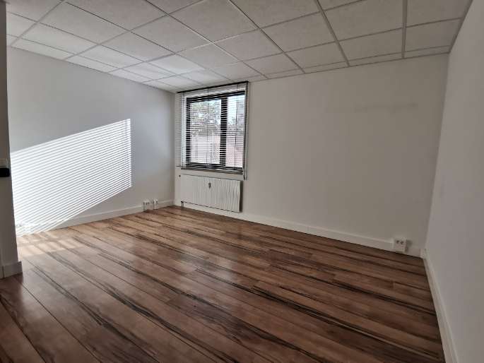 Büro in Nürnberg 1.210 € 48 m²