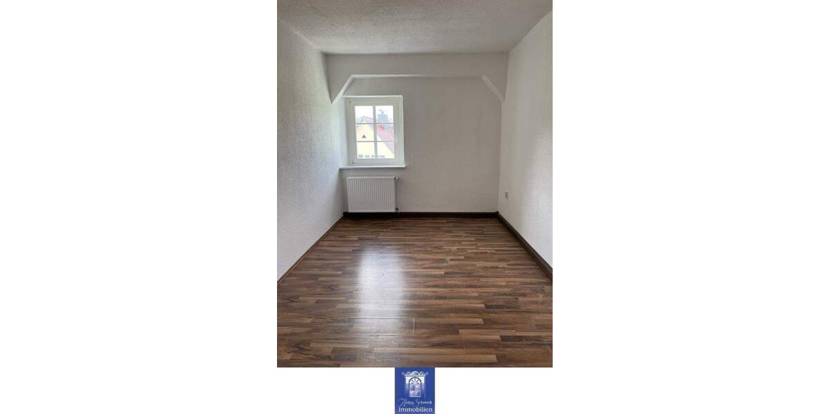 Etagenwohnung Lauenstein Lauenstein - 3 Zimmer, 72 m&sup2;, 389&euro; | Angebot:25708872