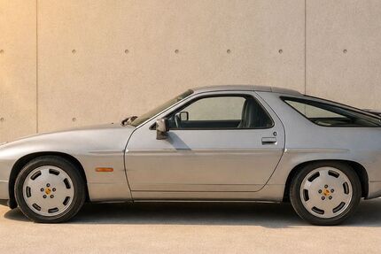 Porsche 928 161.000 km 24.500 &euro; Ingolstadt 85055