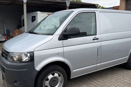 VW T5 Transporter 265.000 km 6.990 &euro; Frankfurt am Main 65933