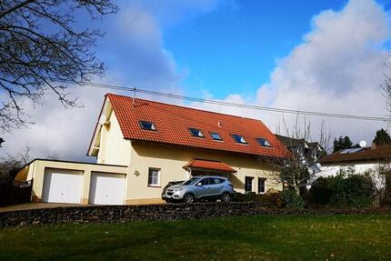 Schicke Wohnung in toller Lage ! 3 zimmer