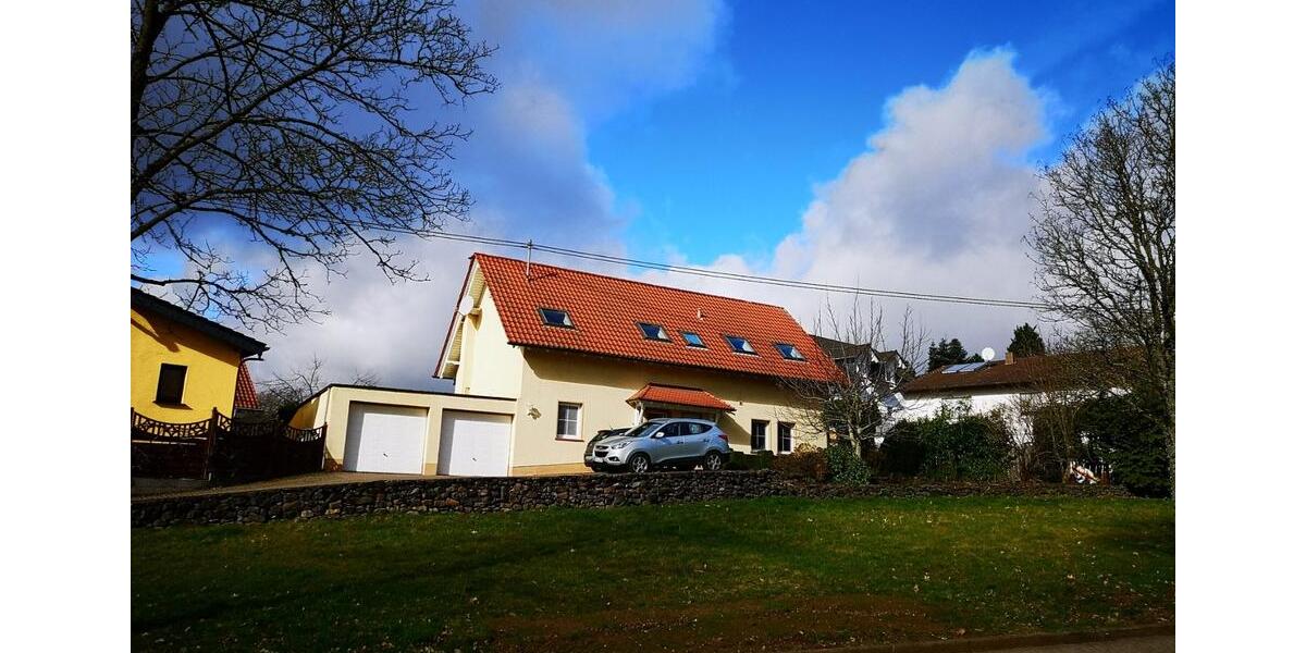 Schicke Wohnung in toller Lage ! 3 zimmer