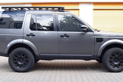 Land Rover Discovery 325.000 km 17.750 € Hamburg 22767