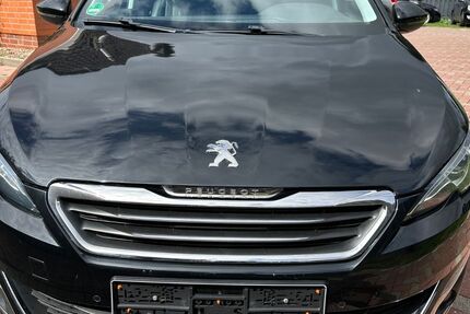 Peugeot 308 141.125 km 8.999 € Boizenburg/Elbe 19258