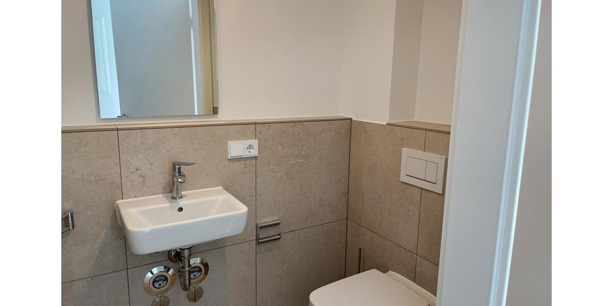 Einfamilienhaus Wiesbaden Mainz-Kastel - 2 Zimmer, 83 m&sup2;, 1.450&euro; | Angebot:26678093