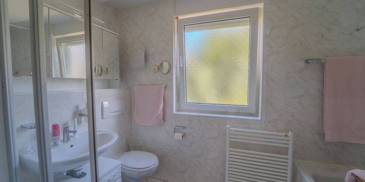 Etagenwohnung Wiesbaden Südost - 3 Zimmer, 92 m&sup2;, 369.000&euro; | Angebot:26015673