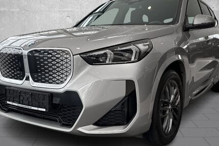 BMW iX1 1.500 km 63.499 &euro; Ahrensburg 22926