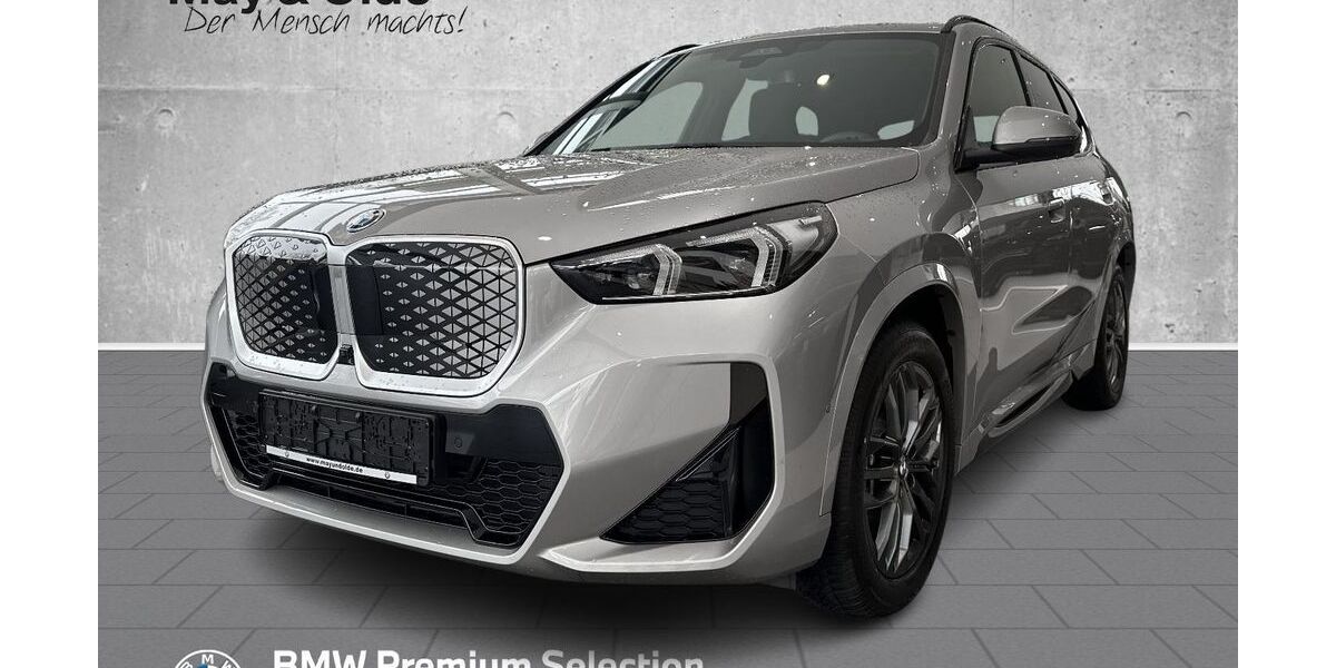 BMW iX1 1.500 km 63.499 &euro; Ahrensburg 22926