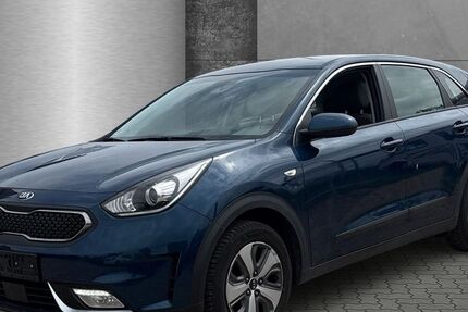 Kia Niro 64.840 km 14.500 &euro; Gremersdorf OT Bollbrügge 23758