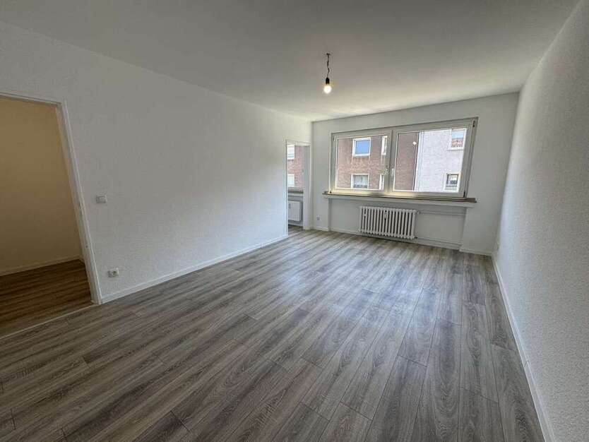 Wohnung zum Mieten in Duisburg Untermeiderich 280 € 26 m²