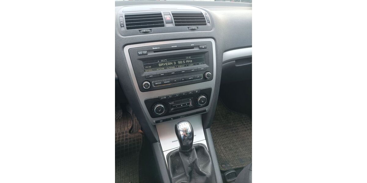 Skoda Octavia 207.000 km 1.600 &euro; Schliersee 83727