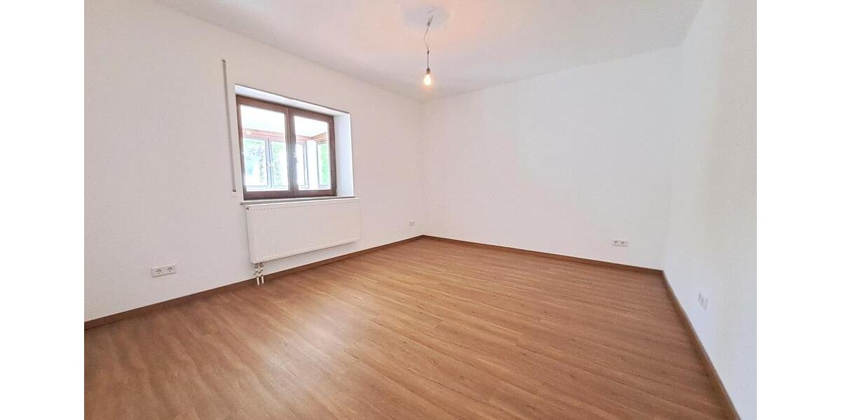 Erdgeschoßwohnung Langfurth - 4 Zimmer, 85 m&sup2;, 750&euro; | Angebot:26597399